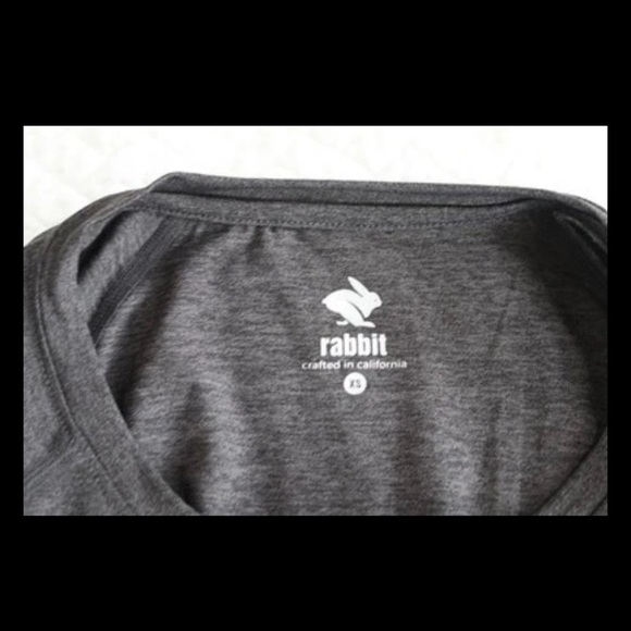 NWT Run In Rabbit Womens XS Black Charcoal EZ Tee Tshirt Top Shirt Short Sleeve - Picture 7 of 10